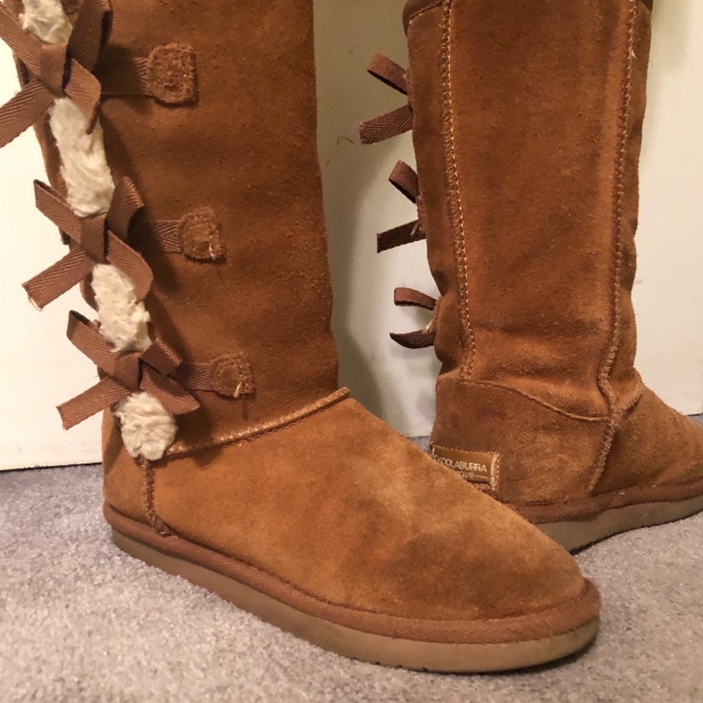 Nice kookaburra by ugg boots